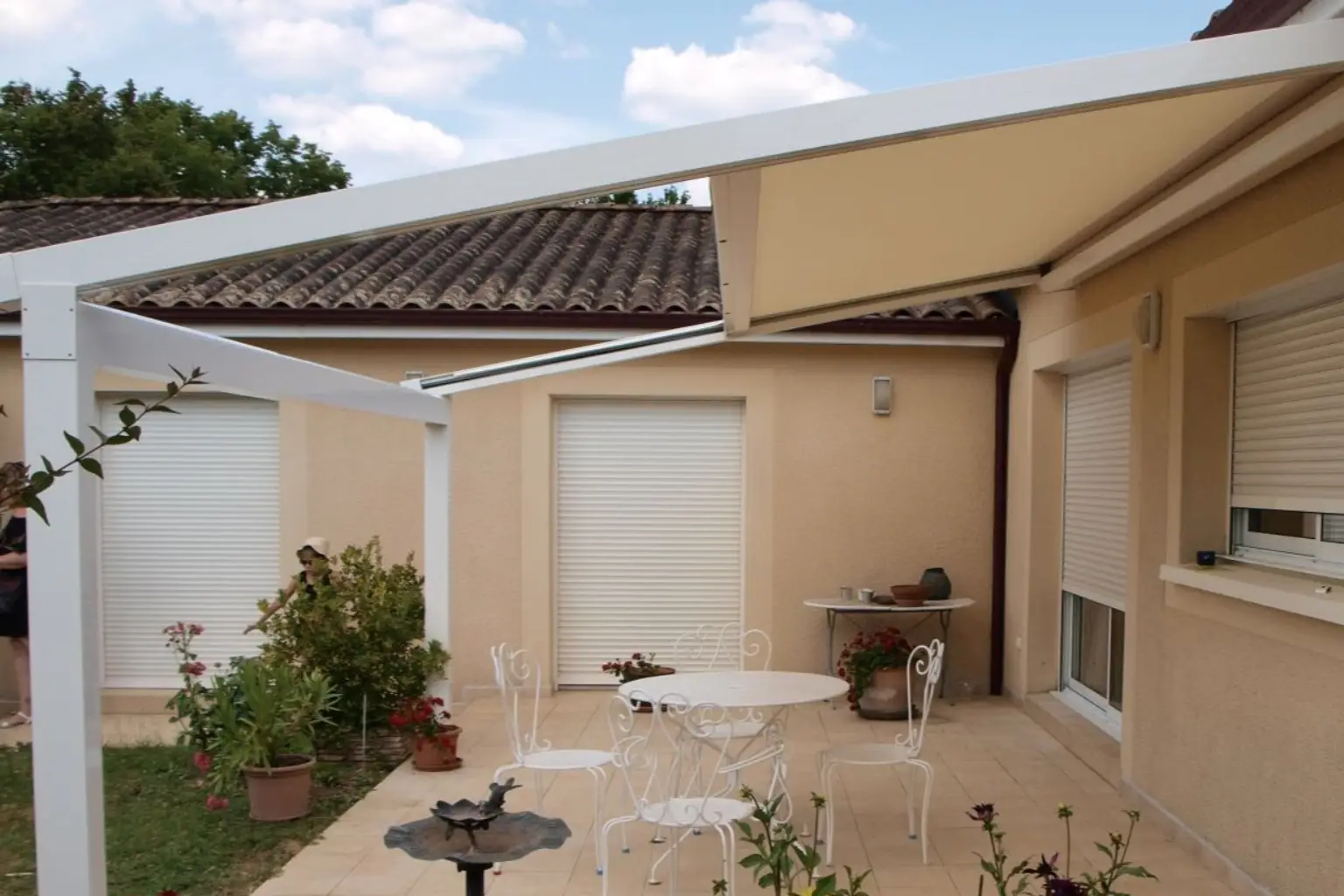 Pergola toile enroulable en Dordogne